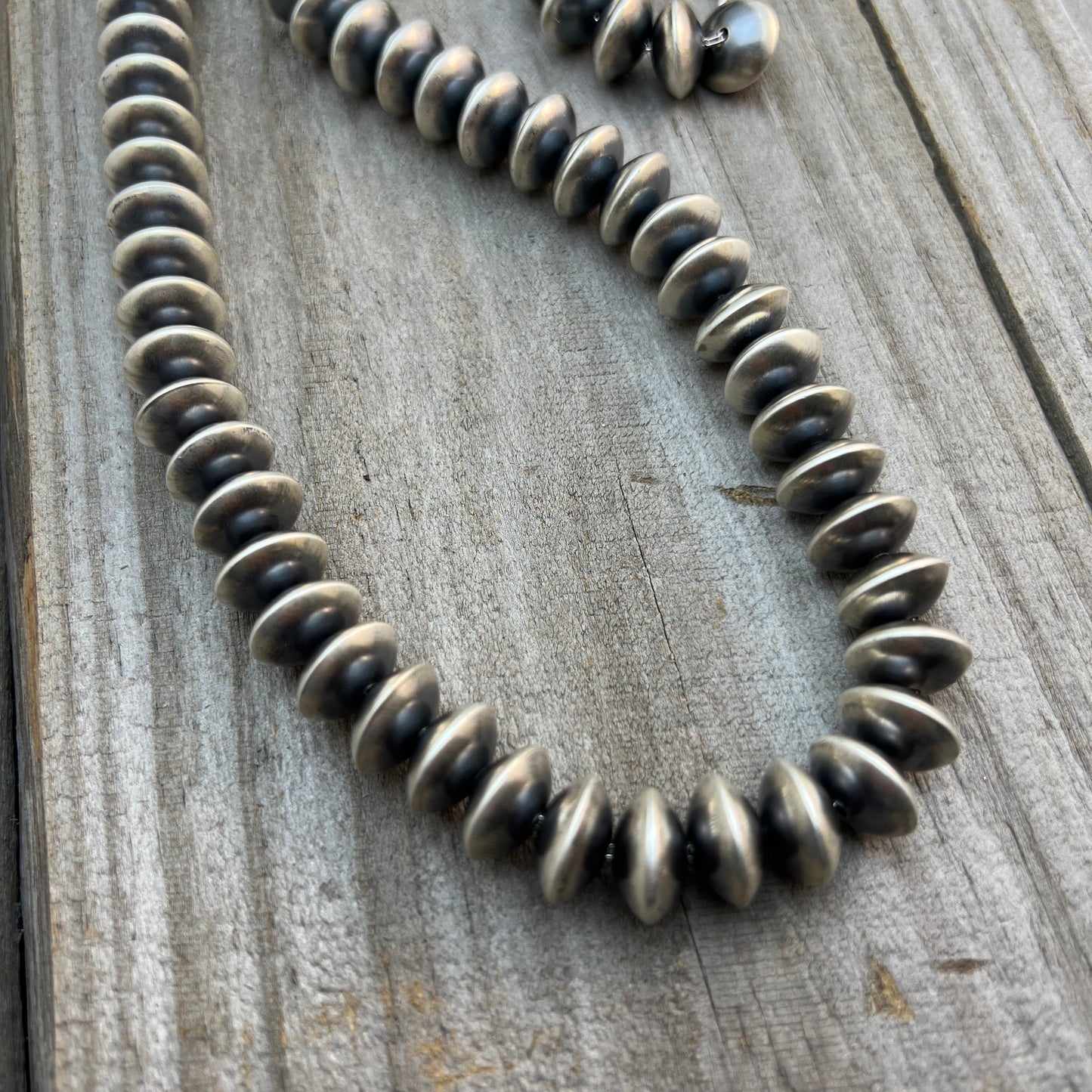 24" Navajo Handmade Sterling Silver Pearl Saucer Bead Necklace Bryannen Halwood Signed